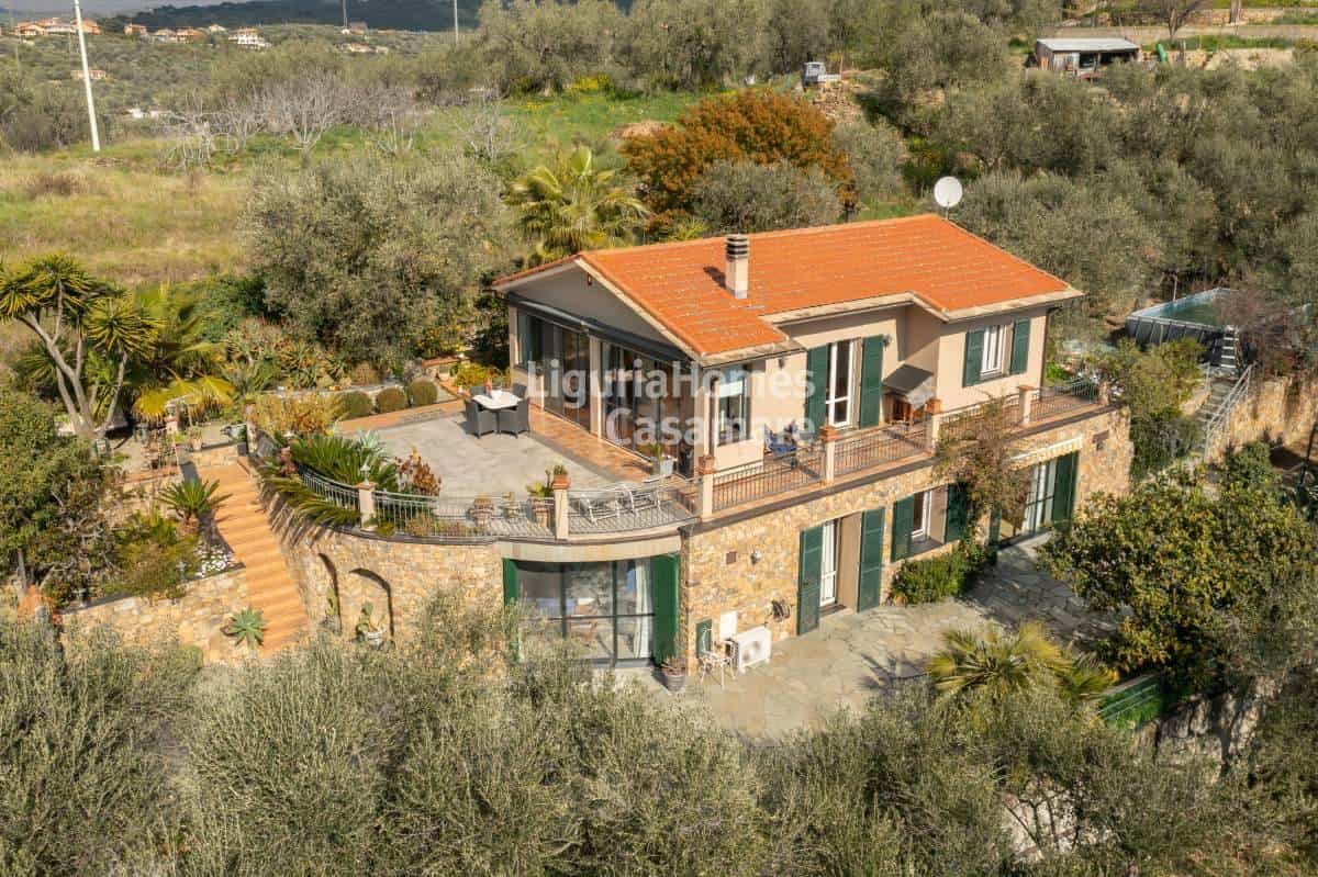 House in Imperia, Liguria 11754540