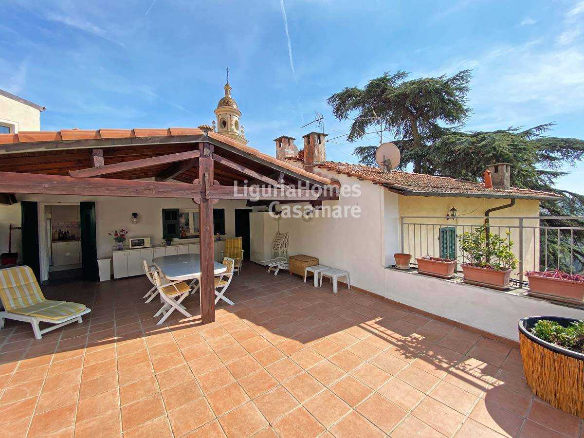 بيت في Vallebona, Liguria 11754550