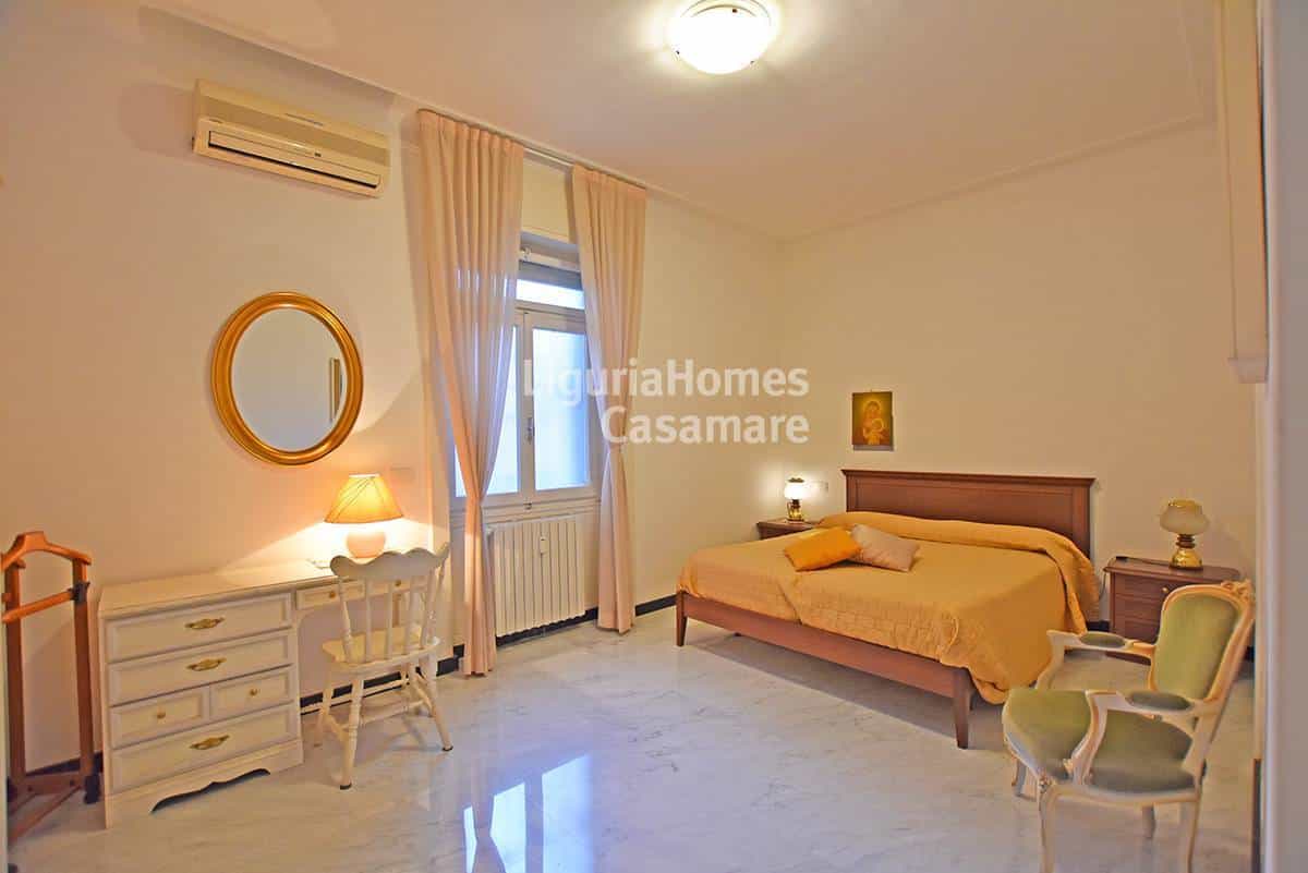 Condominio nel Sanremo, Liguria 11754558