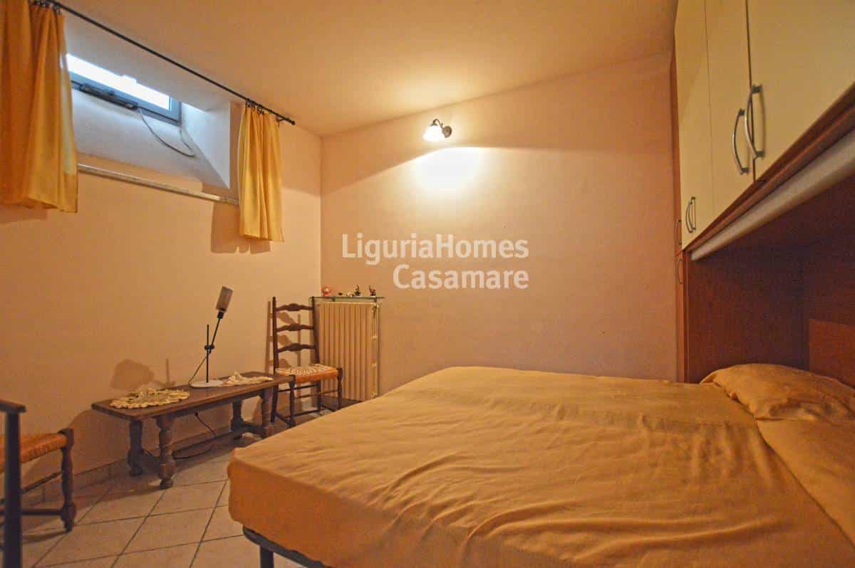 Eigentumswohnung im Bordighera, Liguria 11754576