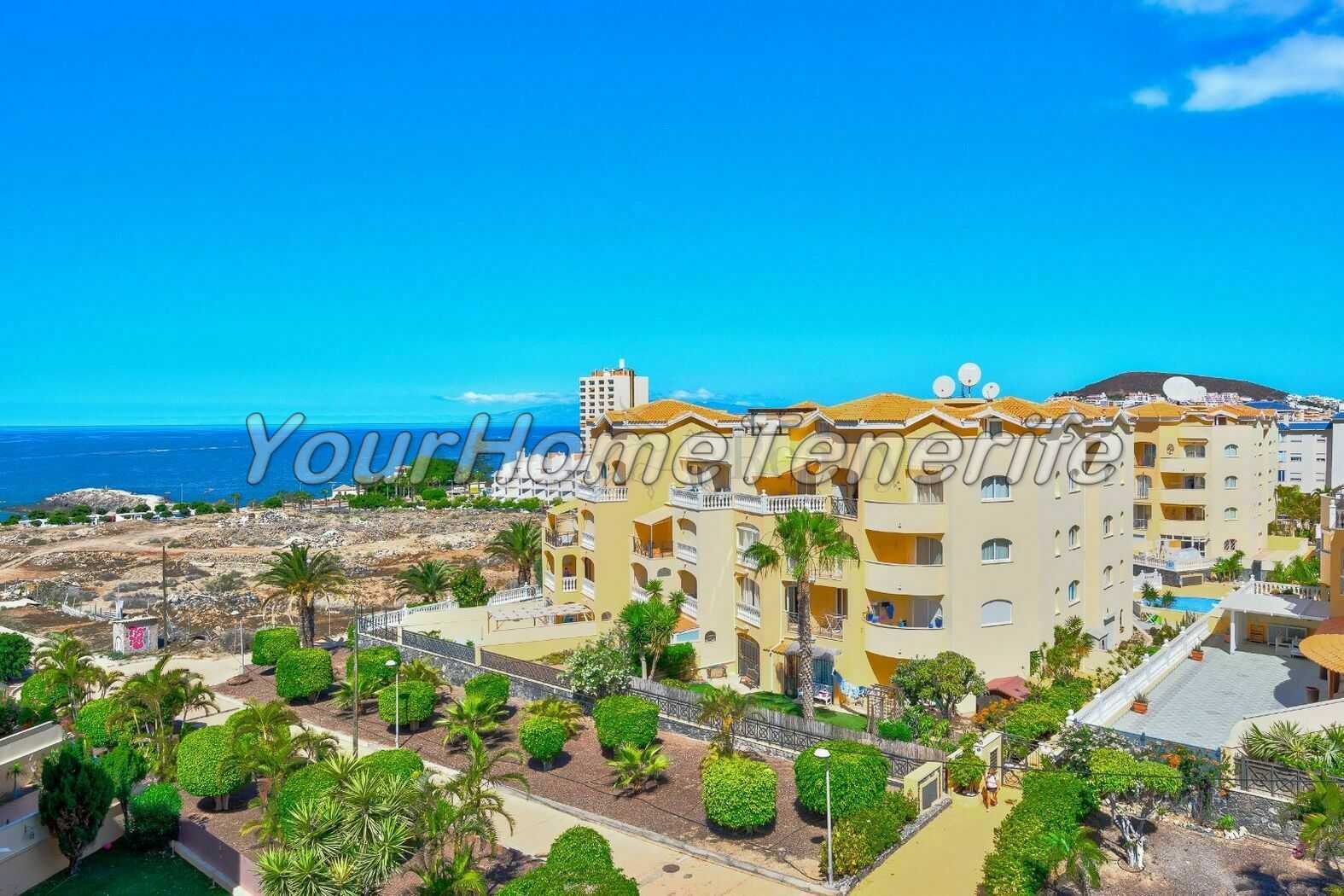 Condominium in Arona, Canary Islands 11754605