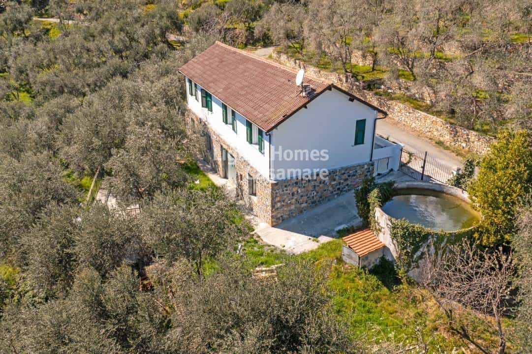 Dom w Aurigo, Liguria 11754613