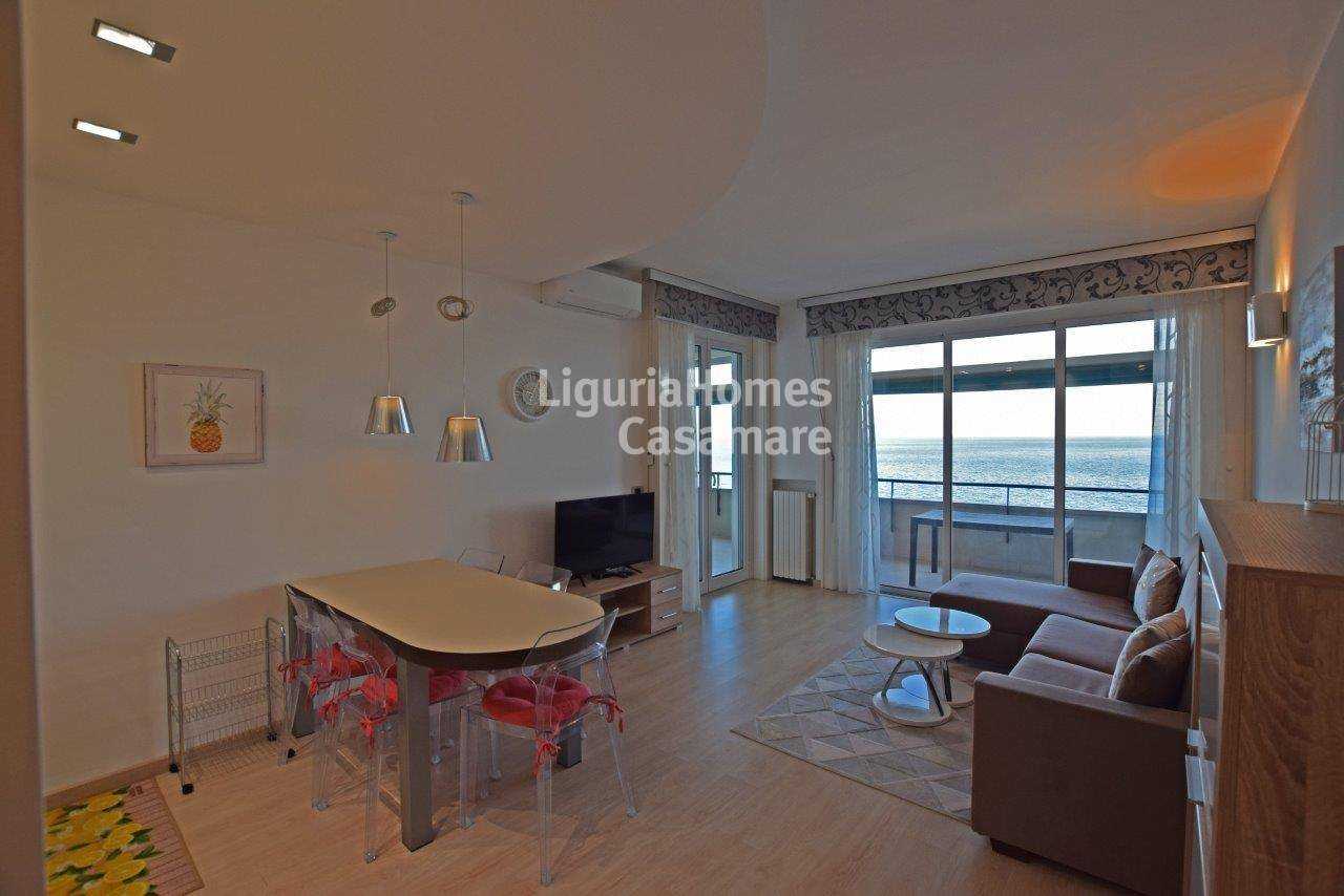Condominium in Ospedaletti, Liguria 11754618