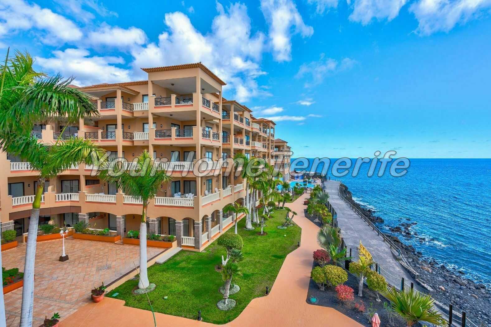 Condominium in El Abrigo, Canary Islands 11754664