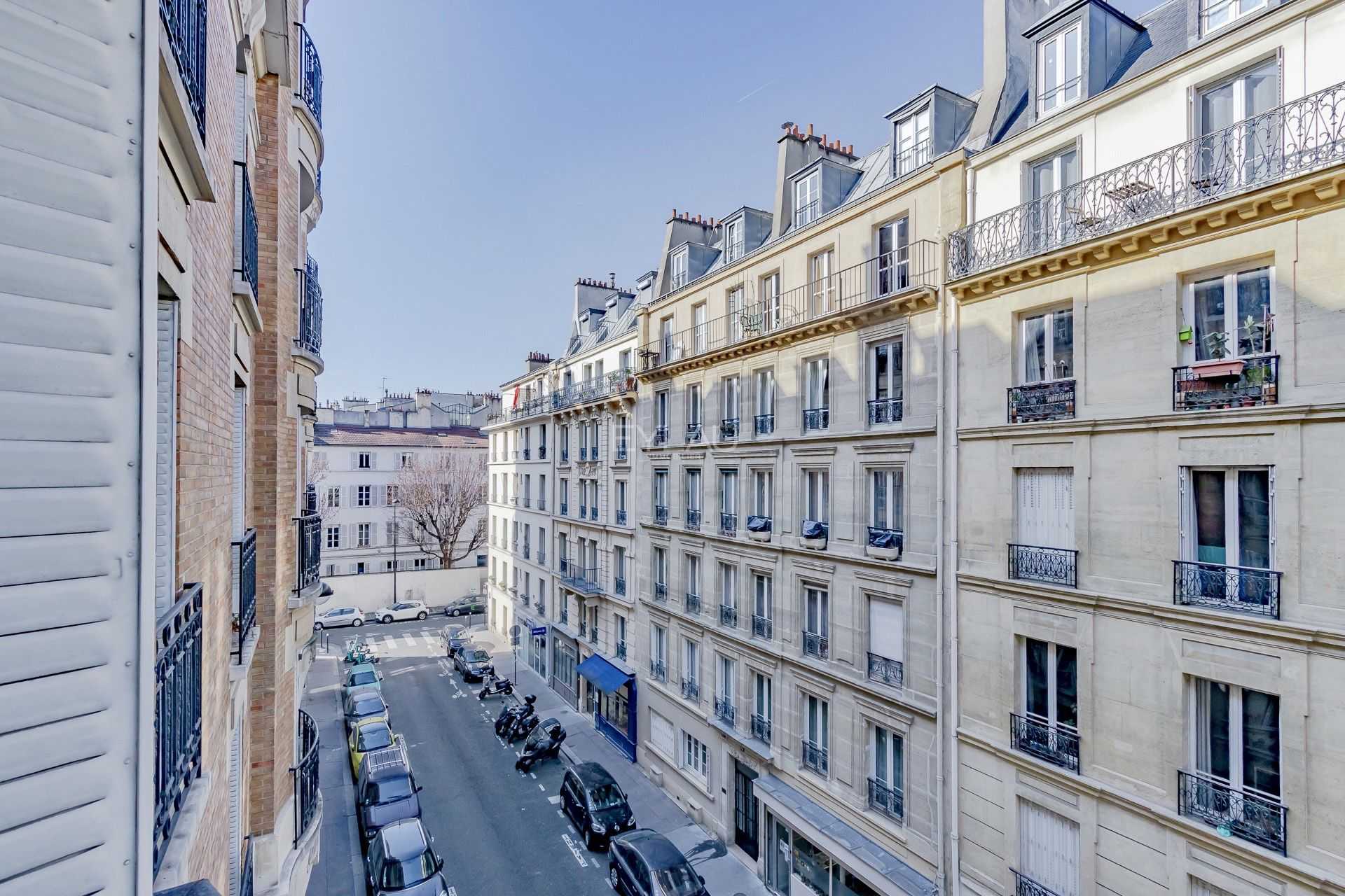 公寓 在 巴黎, 法兰西岛 11754774