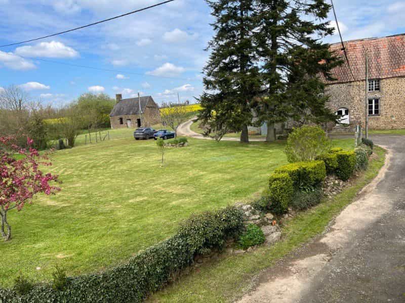 жилой дом в Buais-les-Monts, Normandy 11755134