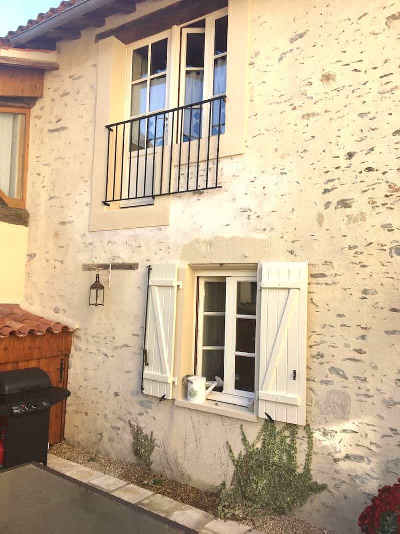 House in Vouvant, Pays de la Loire 11755148