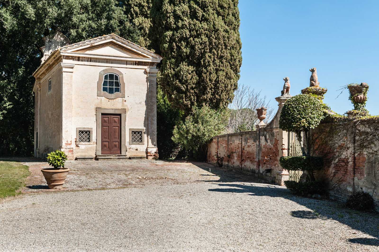 房子 在 Tripalle, Toscana 11755284