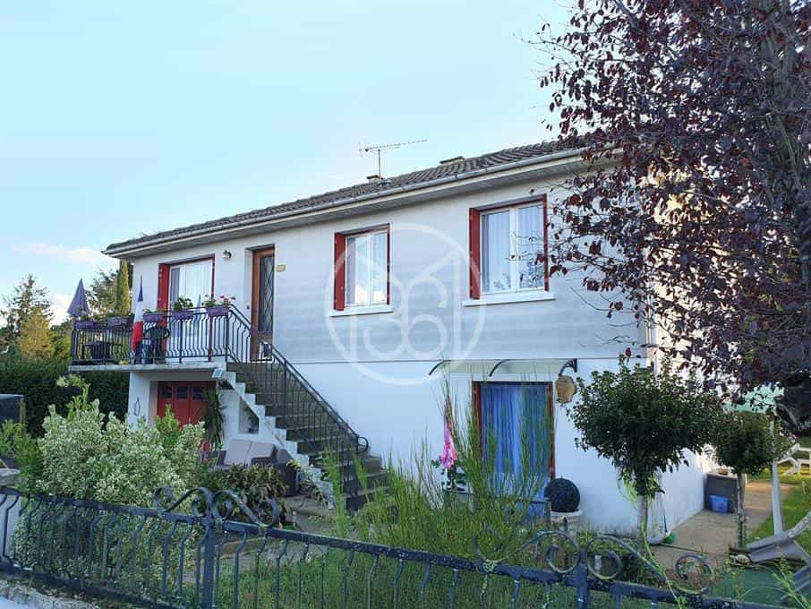 σπίτι σε Romagne, Nouvelle-Aquitaine 11755365