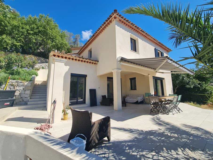 Casa nel La Turbie, Provence-Alpes-Côte d'Azur 11755375