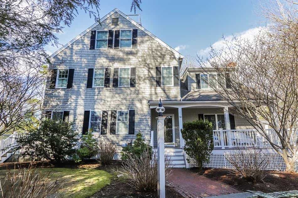 House in Barnstable, Massachusetts 11756050