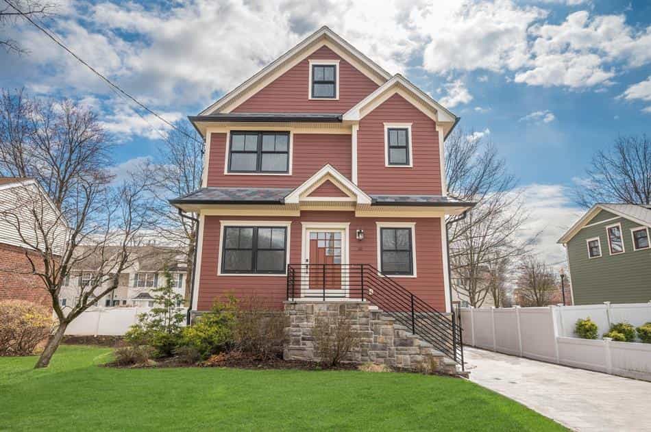 House in Clifton, New Jersey 11756299