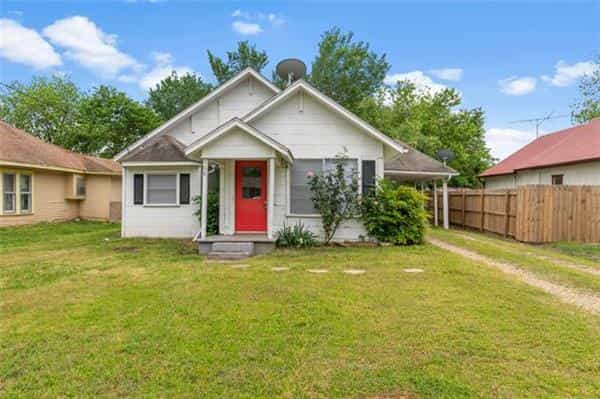 House in Mabank, Texas 11756415