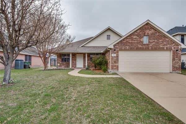 House in Mansfield, Texas 11756481