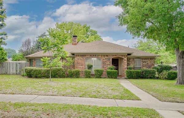 House in Garland, Texas 11756601