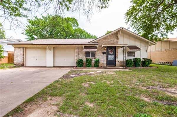 House in Irving, Texas 11756653