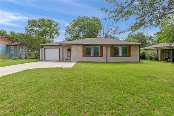 House in Commerce, Texas 11756699