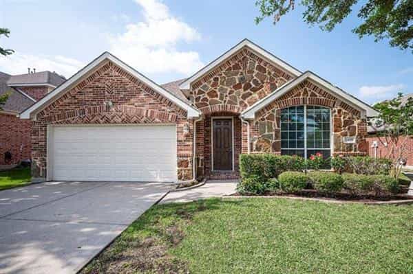 House in Sachse, Texas 11756846