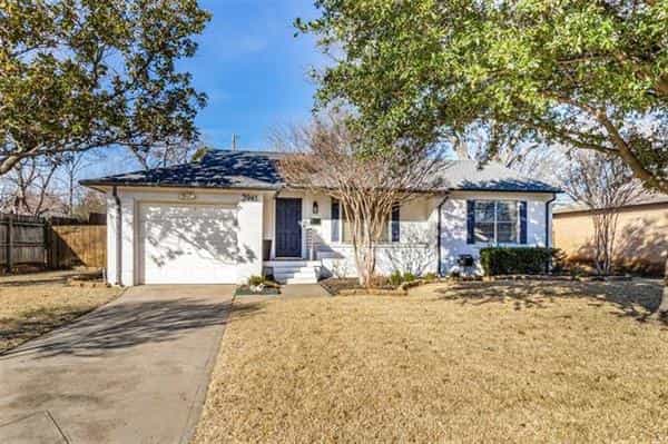 House in Meaders, Texas 11756967