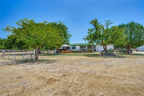 House in Quinlan, Texas 11757021