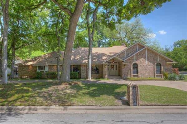 Dom w Wzgórza Westover, Teksas 11757176
