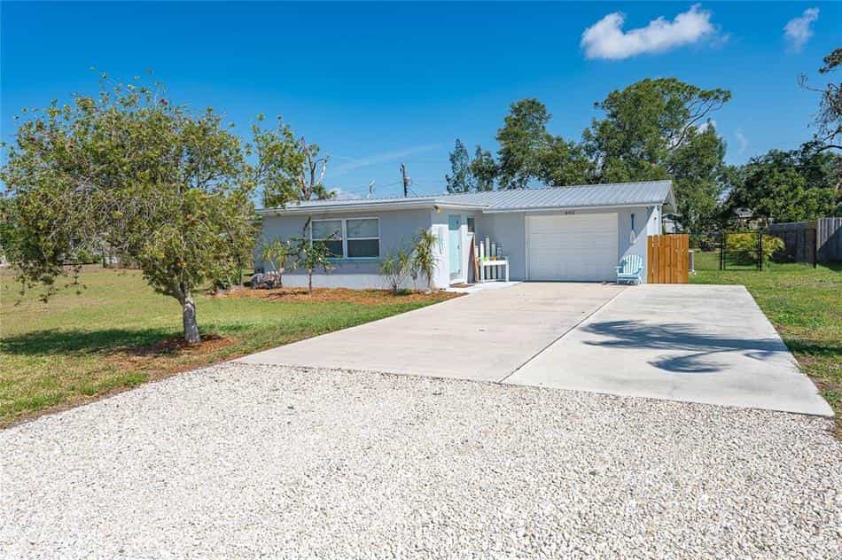House in Englewood, Florida 11757730
