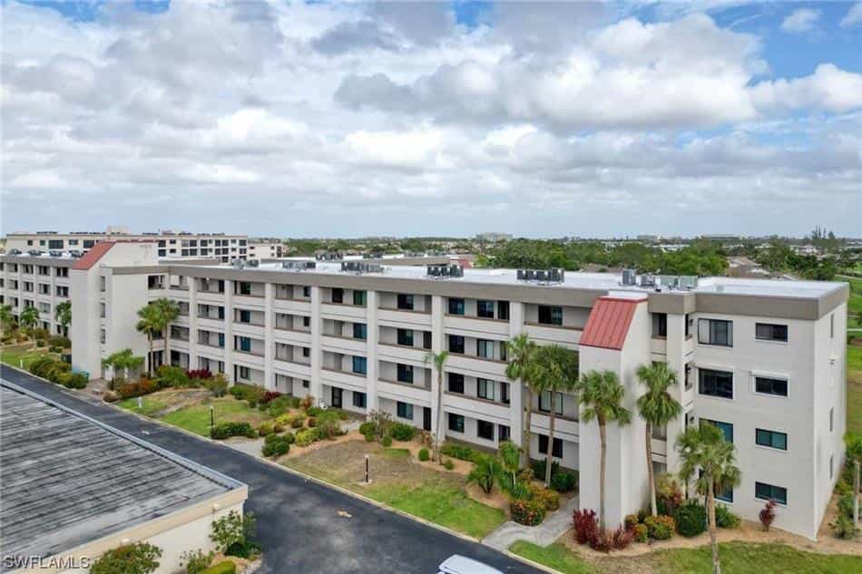 Condominium in Villa's, Florida 11757848