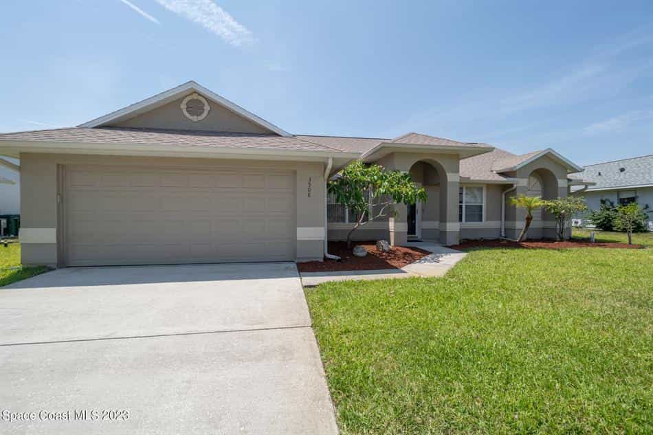 House in Melbourne, Florida 11757950
