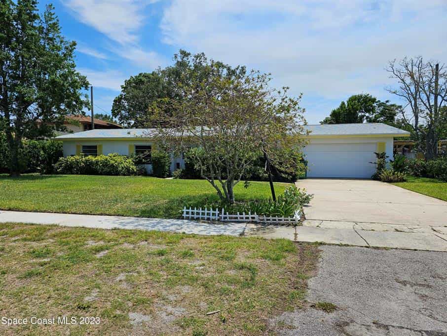 House in Melbourne, Florida 11757951