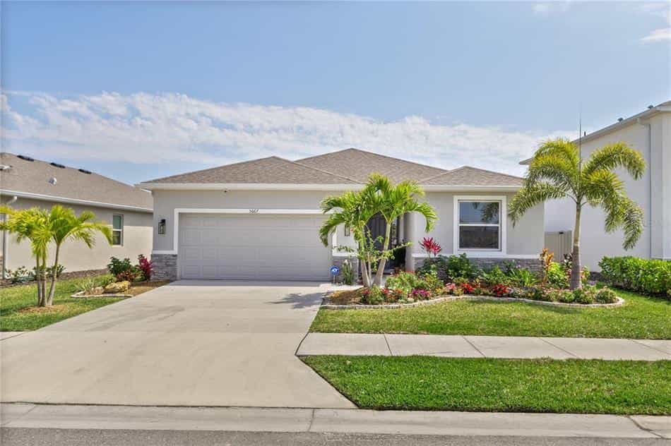 House in Osprey, Florida 11758146