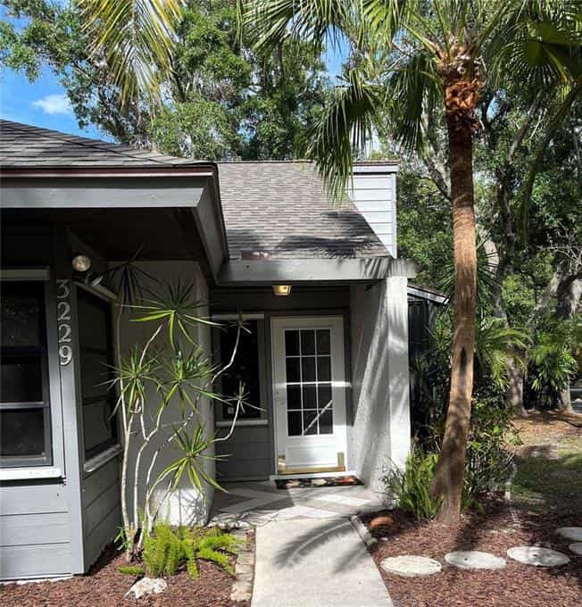 House in South Gate Ridge, Florida 11758159