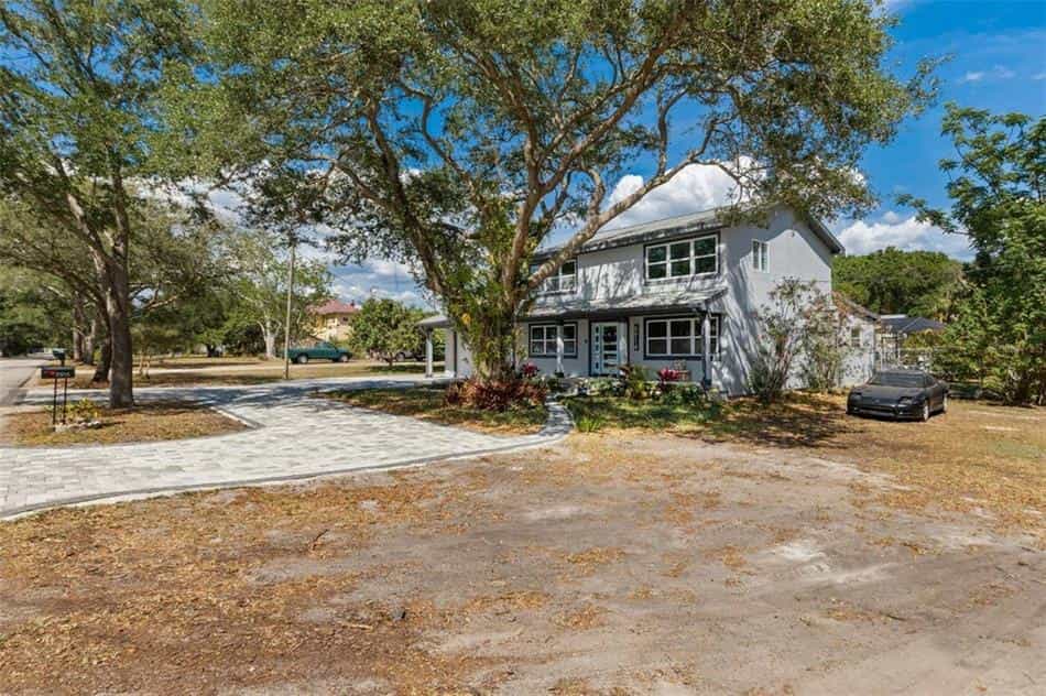 House in Rattlesnake, Florida 11758233