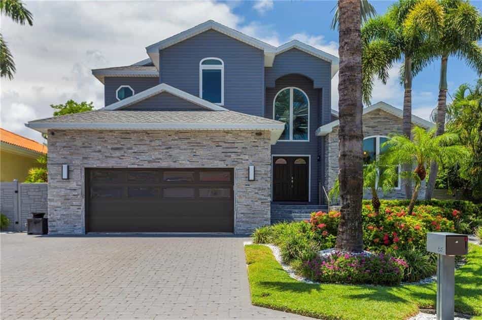 House in Tierra Verde, Florida 11758263
