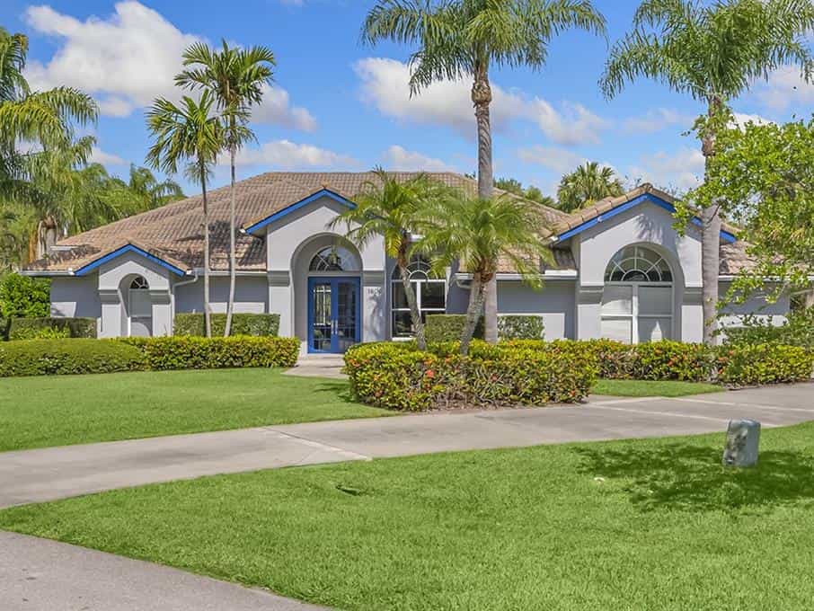 House in South Beach, Florida 11758297