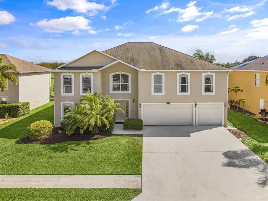 House in Wabasso, Florida 11758338