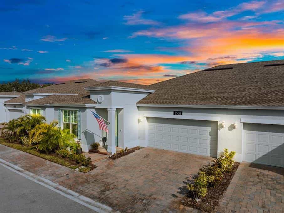 Будинок в Пляж Веро, Флорида 11758383