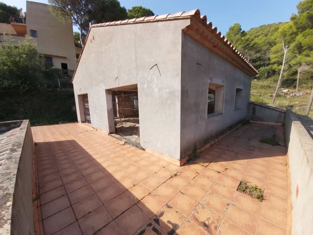 σπίτι σε Torroella de Montgri, Καταλονία 11758429