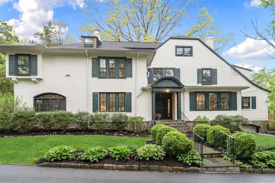 House in Scarsdale, New York 11759000