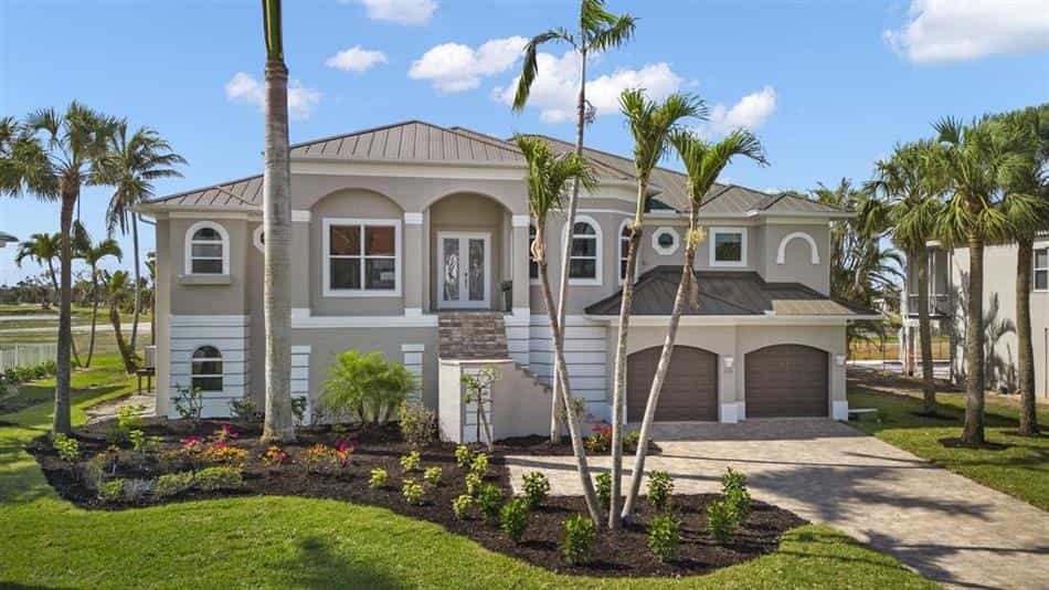 House in Sanibel, Florida 11759610