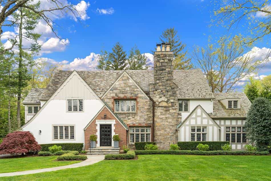 House in Scarsdale, New York 11760325
