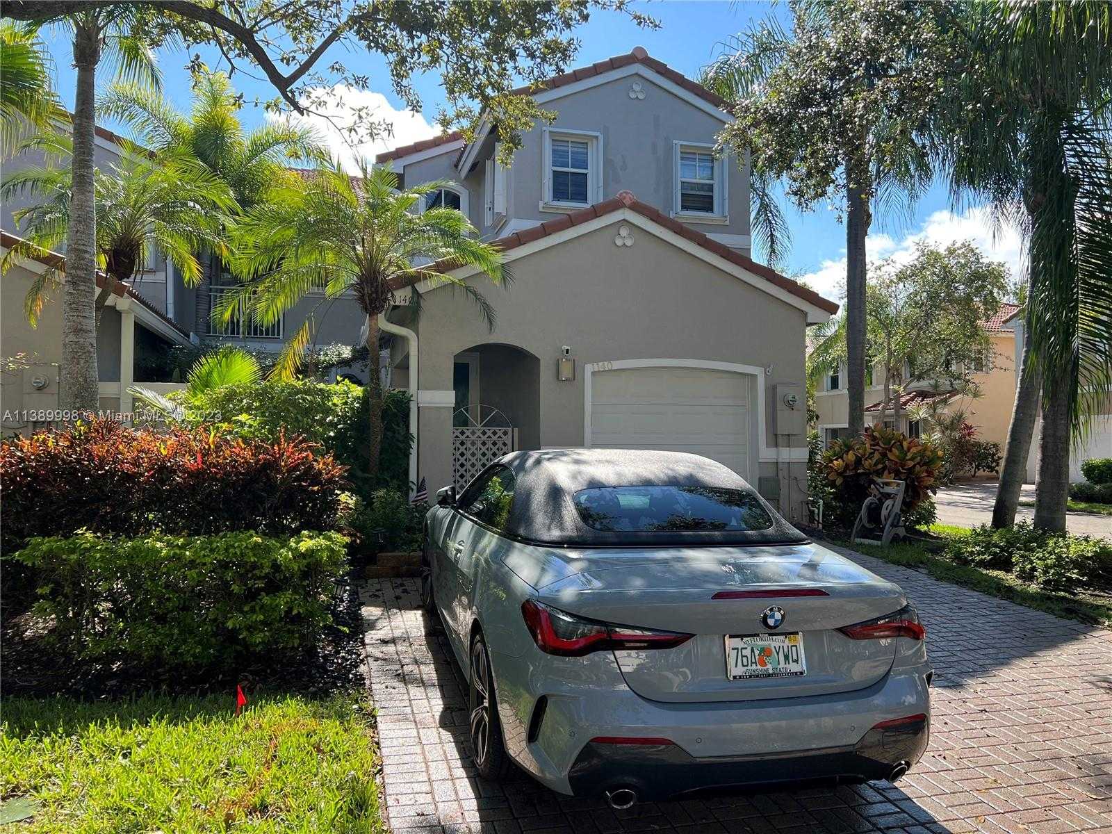 House in Hollywood, Florida 11760444