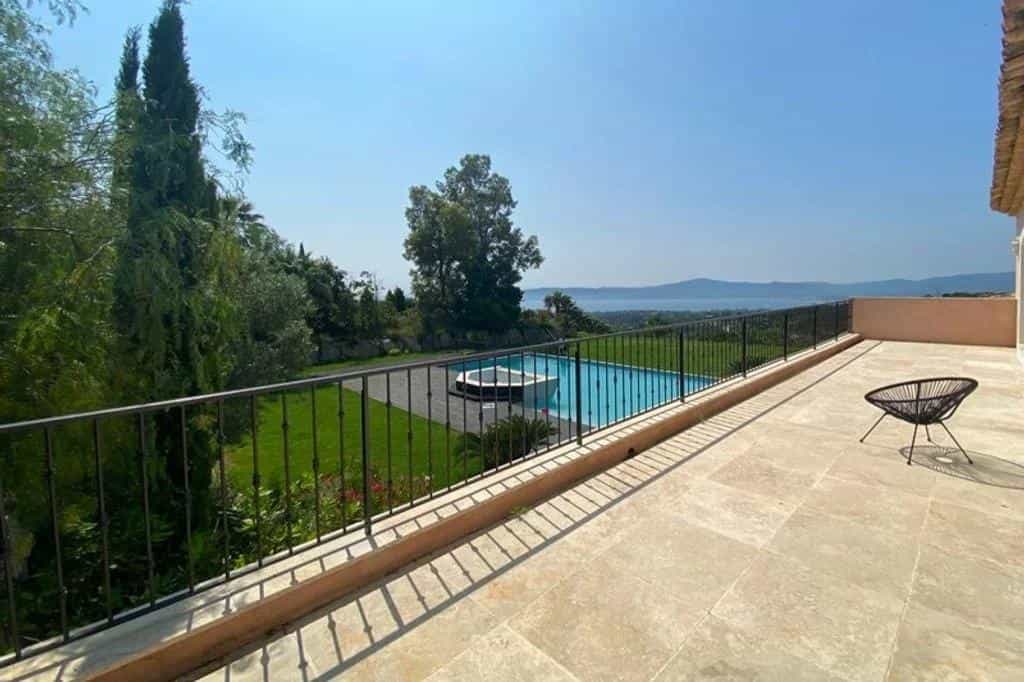 House in Grimaud, Provence-Alpes-Cote d'Azur 11760987