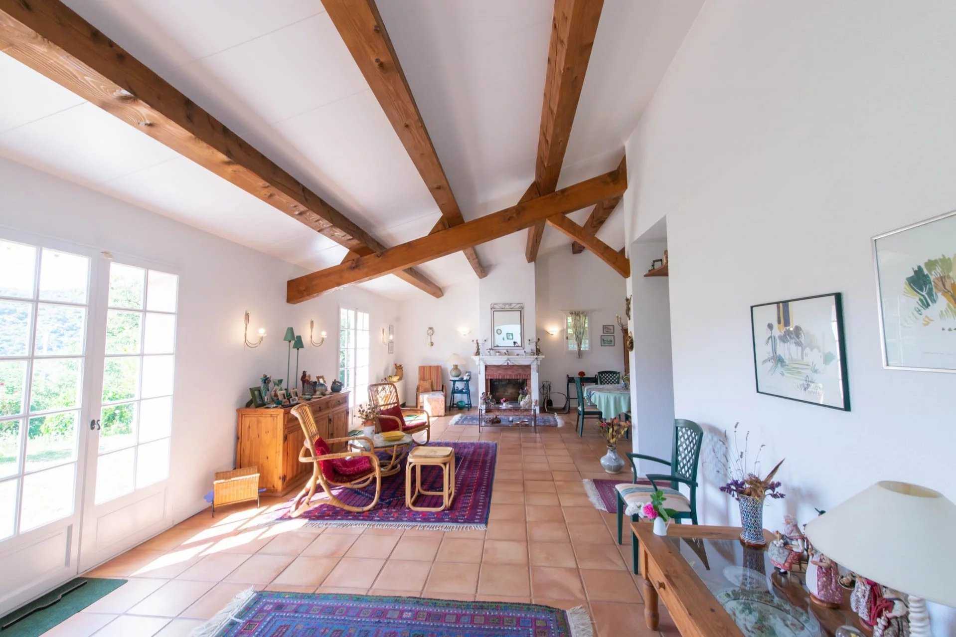 House in Grimaud, Provence-Alpes-Côte d'Azur 11761007