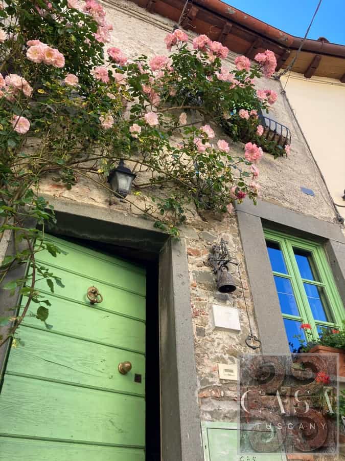 casa en Coreglia Antelminelli, Tuscany 11761516