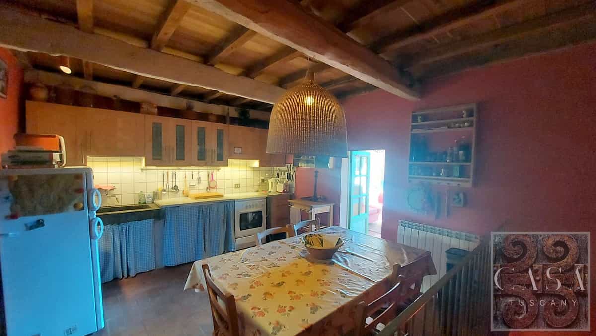 Dom w Coreglia Antelminelli, Tuscany 11761516