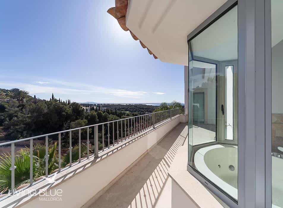 House in Portals Nous, Balearic Islands 11762401