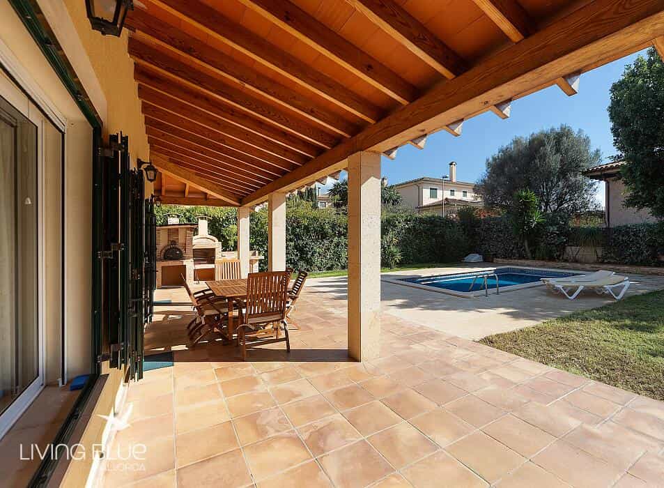 Dom w La Cabaneta, Baleary 11762625