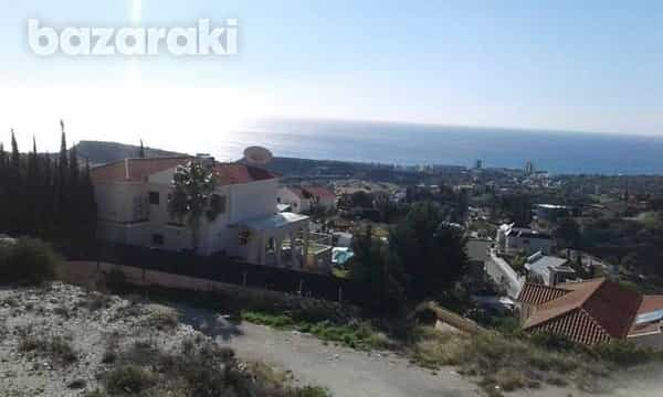 Condominium in Agios Tychon, Larnaka 11765630