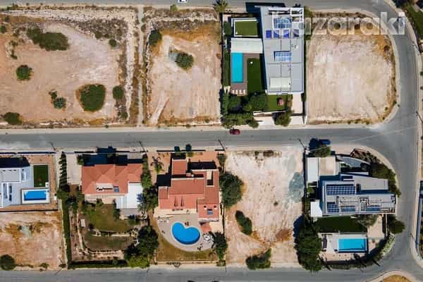 Condominium in Limassol, Limassol 11765643