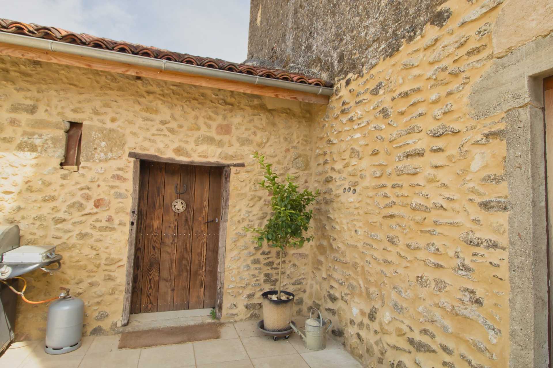 жилой дом в Vic-Fezensac, Occitanie 11768918